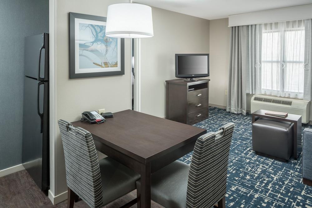 Homewood Suites By Hilton Cedar Rapids-North Eksteriør bilde