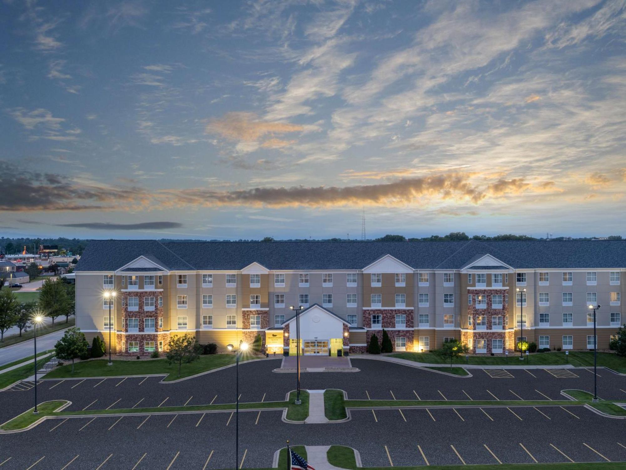 Homewood Suites By Hilton Cedar Rapids-North Eksteriør bilde