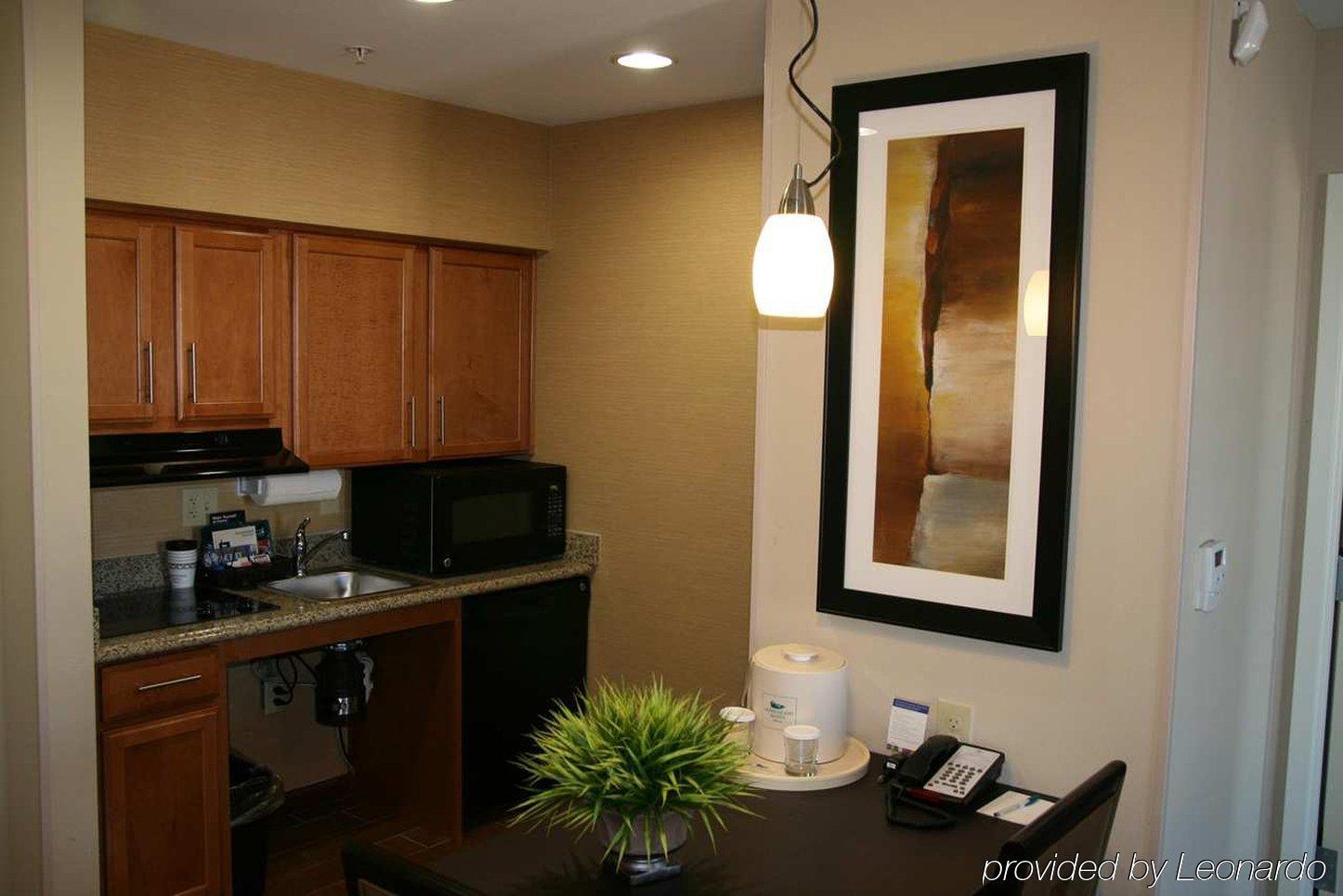 Homewood Suites By Hilton Cedar Rapids-North Rom bilde