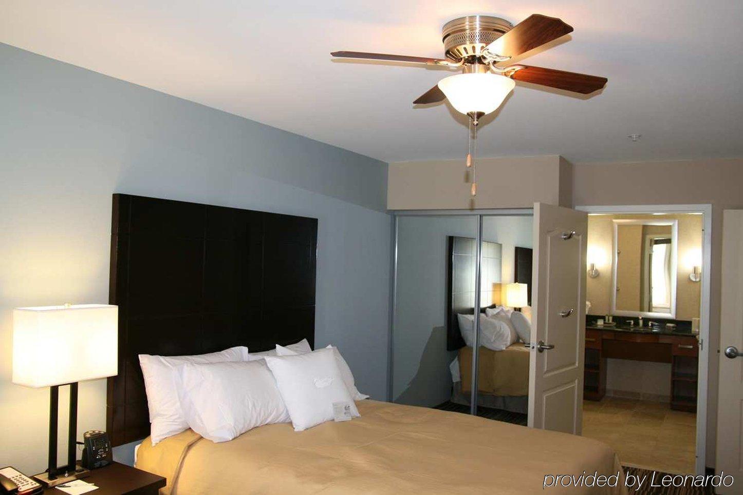 Homewood Suites By Hilton Cedar Rapids-North Rom bilde